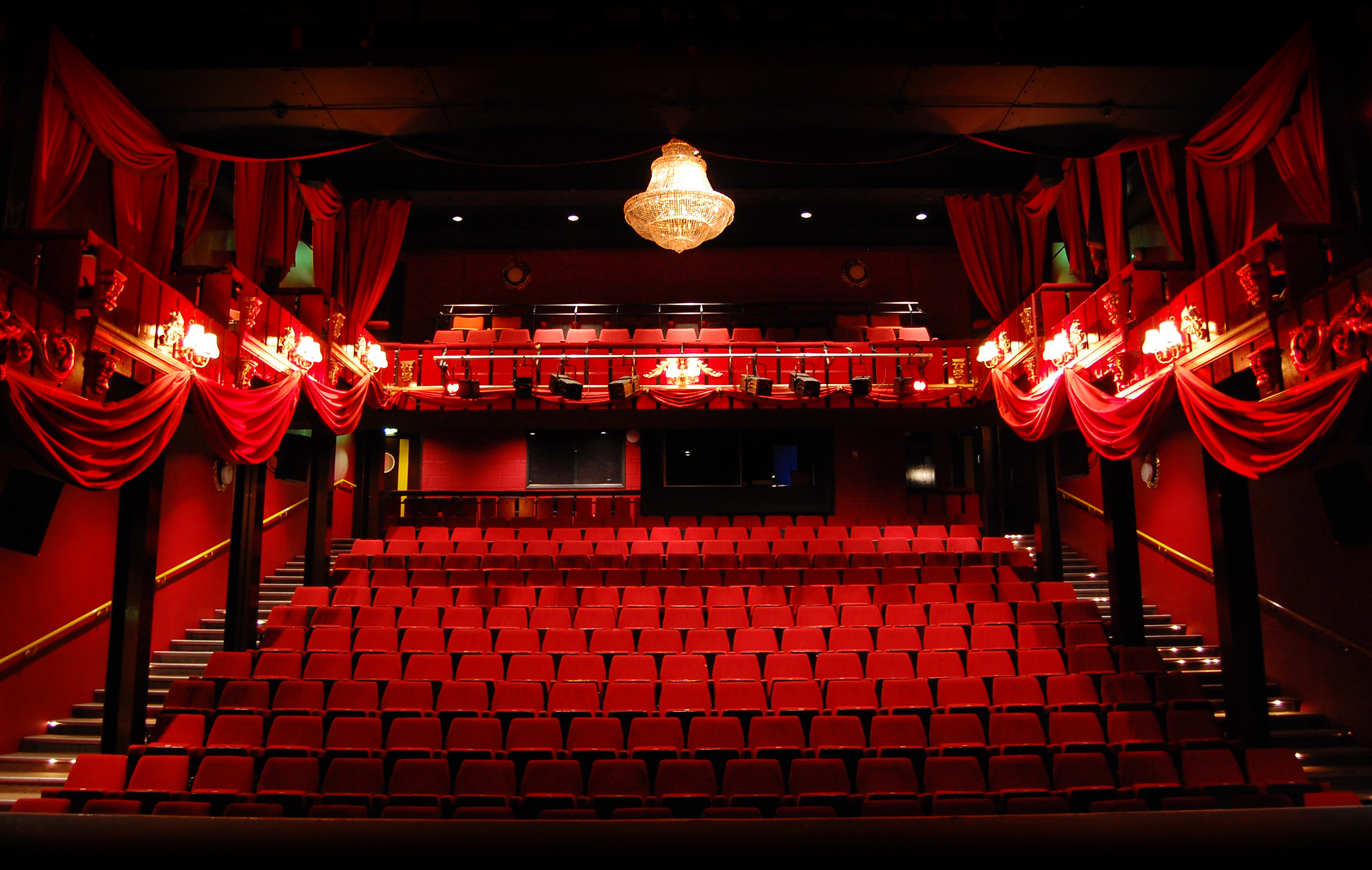 front of house vs back of house theatre